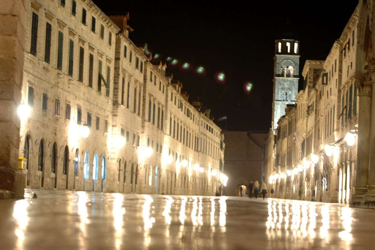 Dubrovnik by night