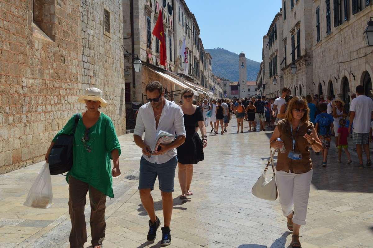 The Budget Traveler’s Guide to Dubrovnik 4 Old Town Heat (13)