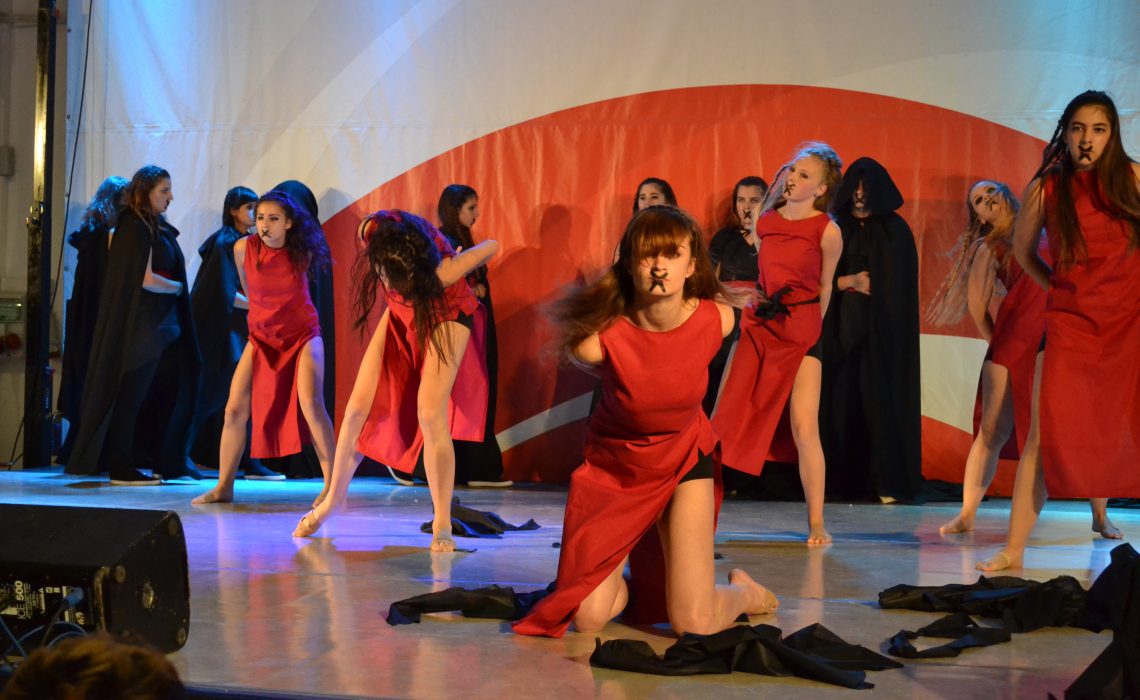 3v dancers