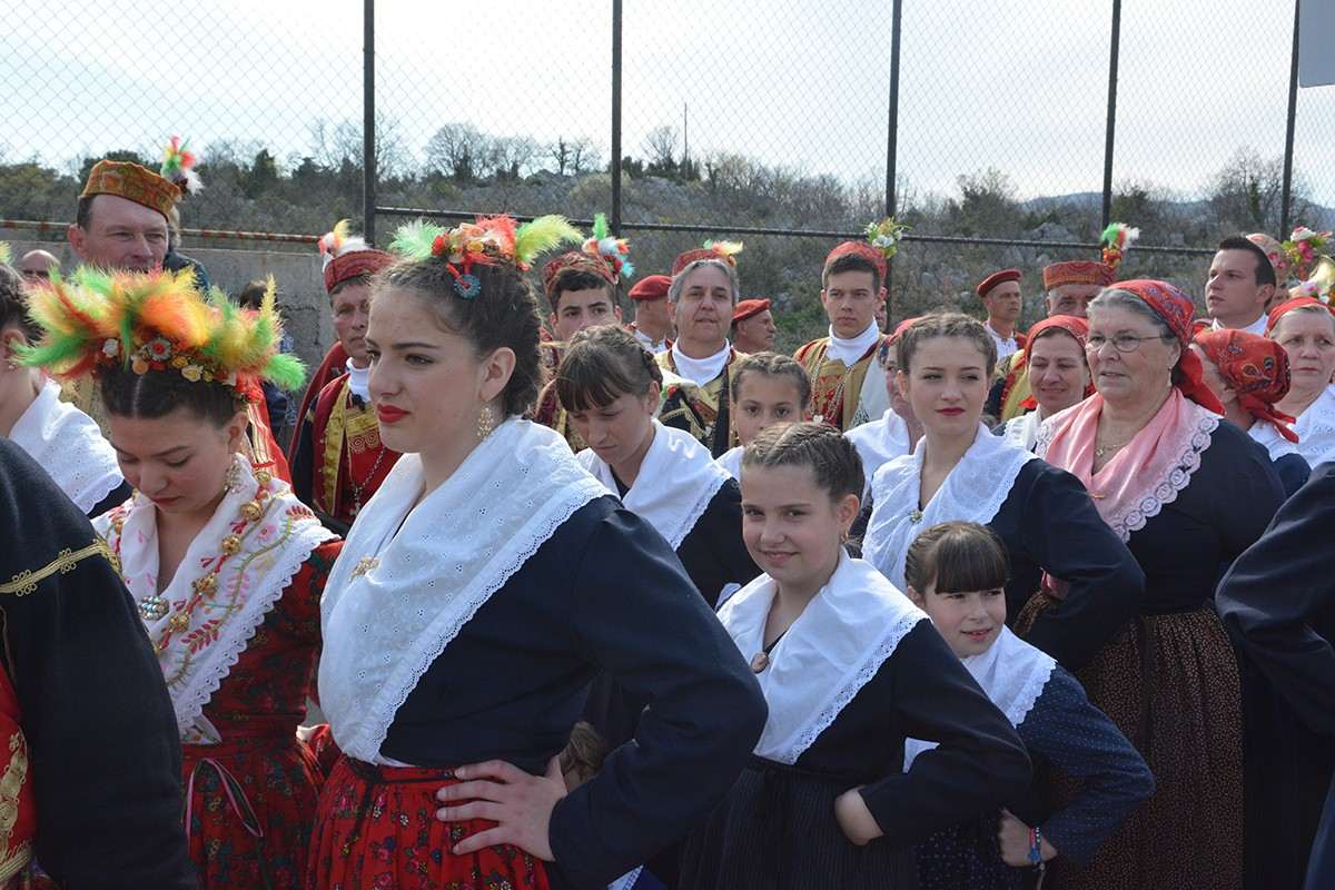 Easter in Dubrovnik: Blend of Tradition, Culture and Religion 1 Easter in Primorje
