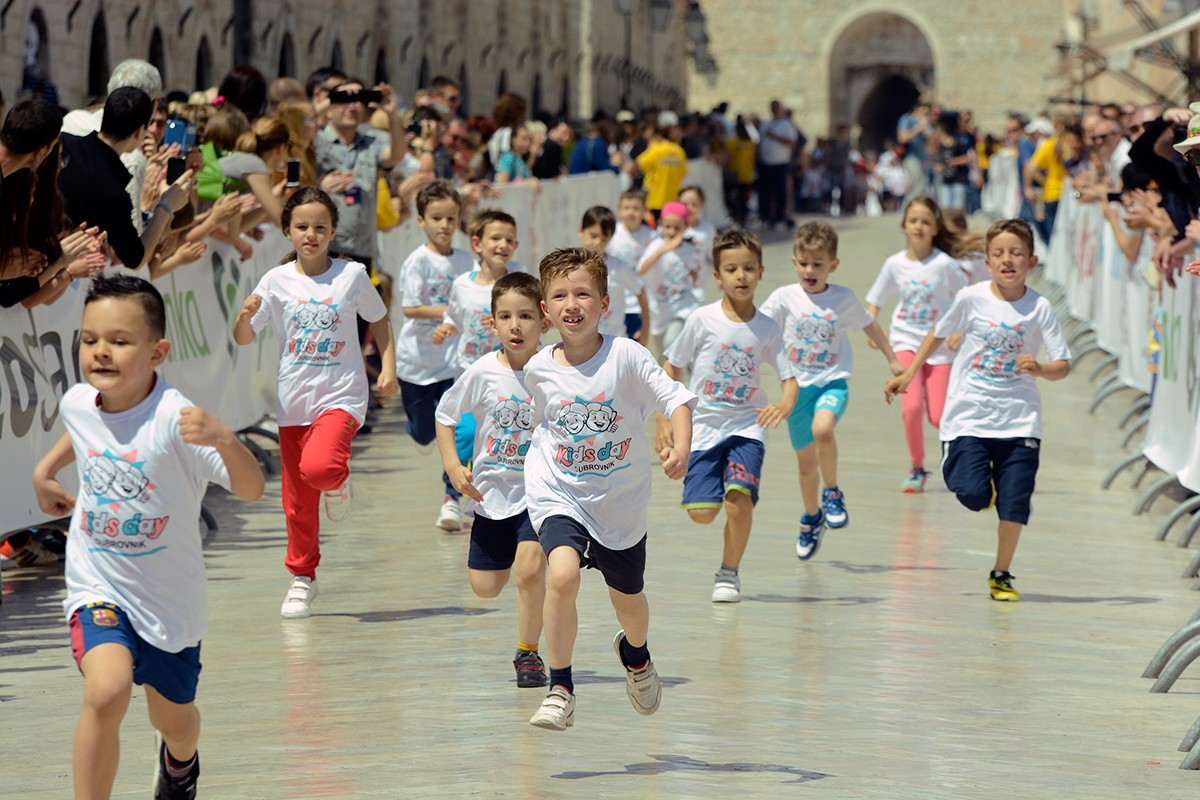 Du Motion: City Walls is Turning Into a Running Track Tomorrow 1 half marathon dubrovnik