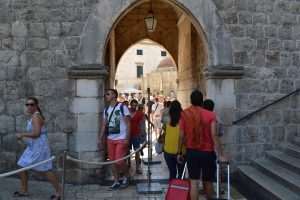 Top 9 things To do in Dubrovnik 5 djir-stradun-30082015 (1)