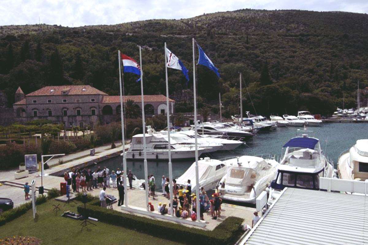 Sorkočević Summer Residence To Become the New 'Hot Spot' 2 aci-marina-sorkocevic-summer-residence-1