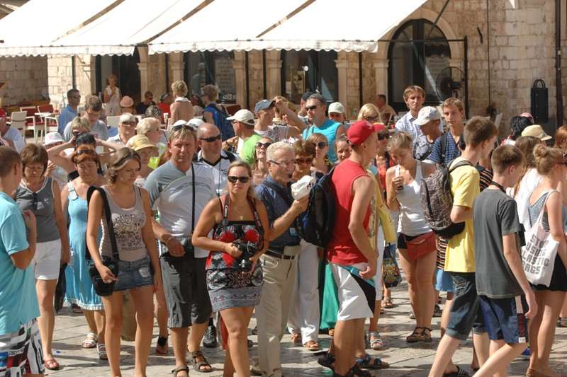 13% More Guests In The First Half Of 2013