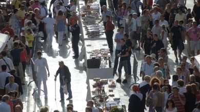 Dubrovniks Dining Table