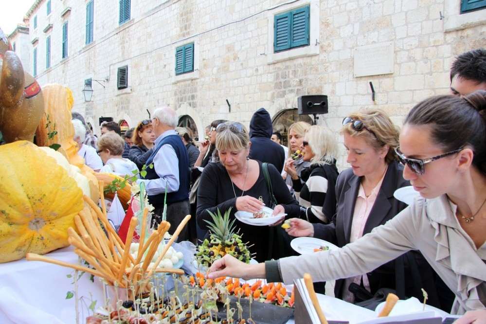 Dubrovnik's dining table
