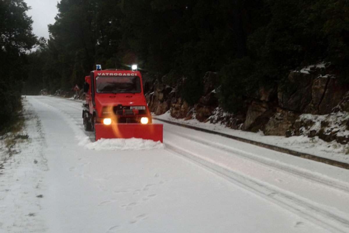 Snow on Mljet