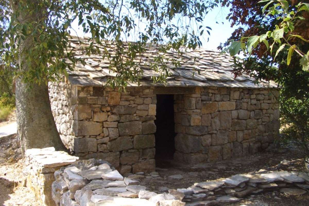 Nakovana