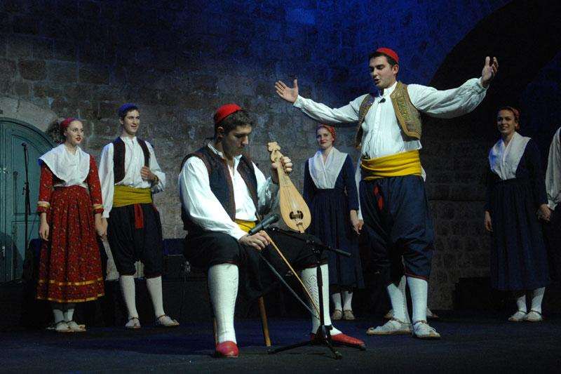 Linđo Folklore