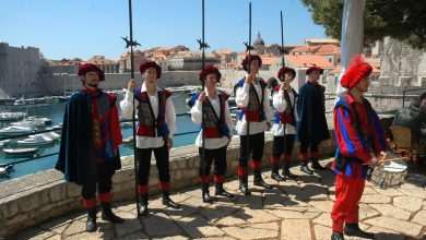 Guards Return To Dubrovnik Old Town 1 Guards Return To Dubrovnik Old Town