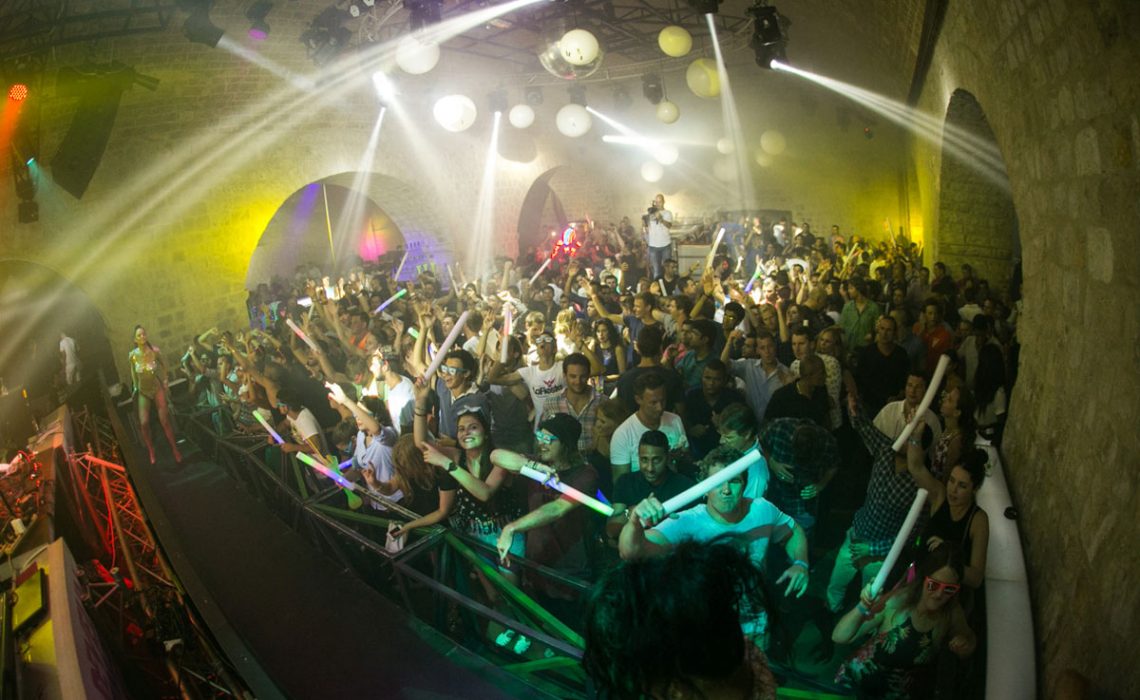 la-fiesta-revelin