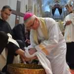 Photo Gallery: Maundy Thursday 15 holy week