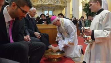 Photo Gallery: Maundy Thursday 36 holy week