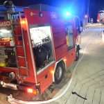 Firefighters extinguished the fire and saved the car! 12 Firemen