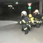 Firefighters extinguished the fire and saved the car! 17 Firemen