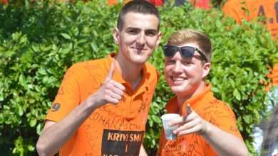 Photo Gallery: Goodbye school! 1 maturanti2 5
