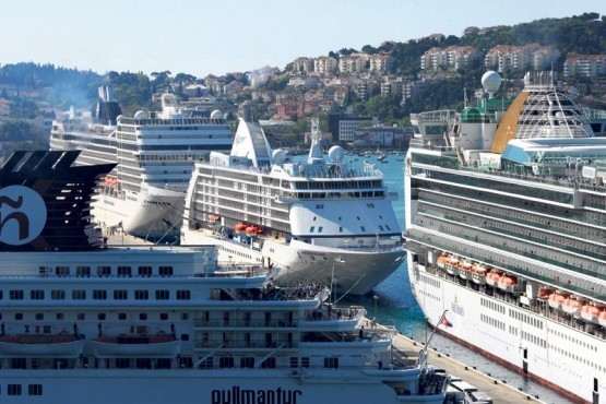 cruiser gruz port