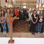 Photo Gallery: Songs, Prayers and Happiness 3 ston young people