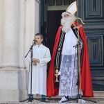 Hey, Hey, What a Day! Saint Nicholas Arrived With Apples for Children 8 St Nicholas 8