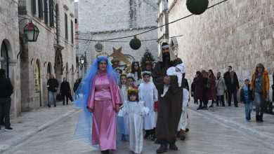 Video & Photo Gallery: Live Nativity Scene 1 Live Nativity Scene 15