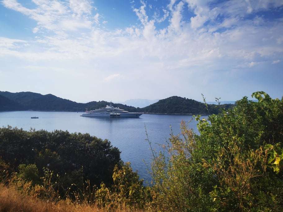 Roman Abramovich Sails the Eclipse Into Sobra Port 1 Eclipse