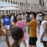 The Streets of the Old Town are Full Once Again 28 Stradun đir