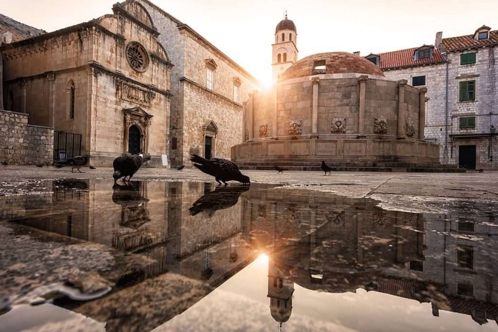 How the Legend Behind Dubrovnik’s Maskerons Became Tradition 2 Sunny morning in Old City Big Onofrio Fountain 1024x683 1