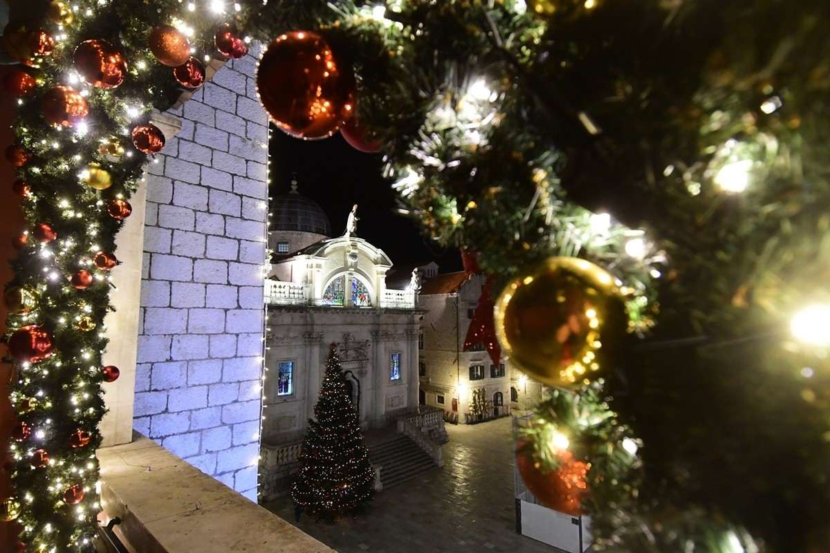 All the Colours of Christmas: The City Shines in Its Best Holiday Attire 1 Christmas Decorations in Dubrovnik