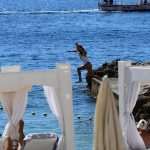 Late Summer Joys: Banje Beach Still Full of Bathers 18 banje 17