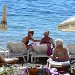 Late Summer Joys: Banje Beach Still Full of Bathers 4 banje 3