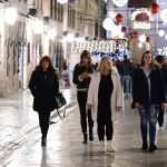 WE COULD HARDLY WAIT: Advent Cottages Have Returned, and With Them the Holiday Atmosphere 27 advent dubrovnik 23