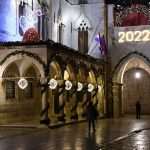 WE COULD HARDLY WAIT: Advent Cottages Have Returned, and With Them the Holiday Atmosphere 32 advent dubrovnik 32