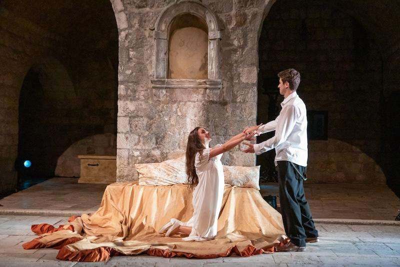 Romeo and Juliet Midsummer Scene 6