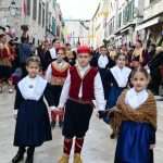 Opening Festa 1051 2 rotated