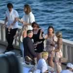 TOMORROW'S WEDDING OF THE YEAR! Rod Stewart Delights in the Palm Garden with His Daughter-in-Law and Grandchildren 12 wedding stewart