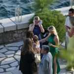 TOMORROW'S WEDDING OF THE YEAR! Rod Stewart Delights in the Palm Garden with His Daughter-in-Law and Grandchildren 17 wedding stewart