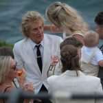 TOMORROW'S WEDDING OF THE YEAR! Rod Stewart Delights in the Palm Garden with His Daughter-in-Law and Grandchildren 26 wedding stewart