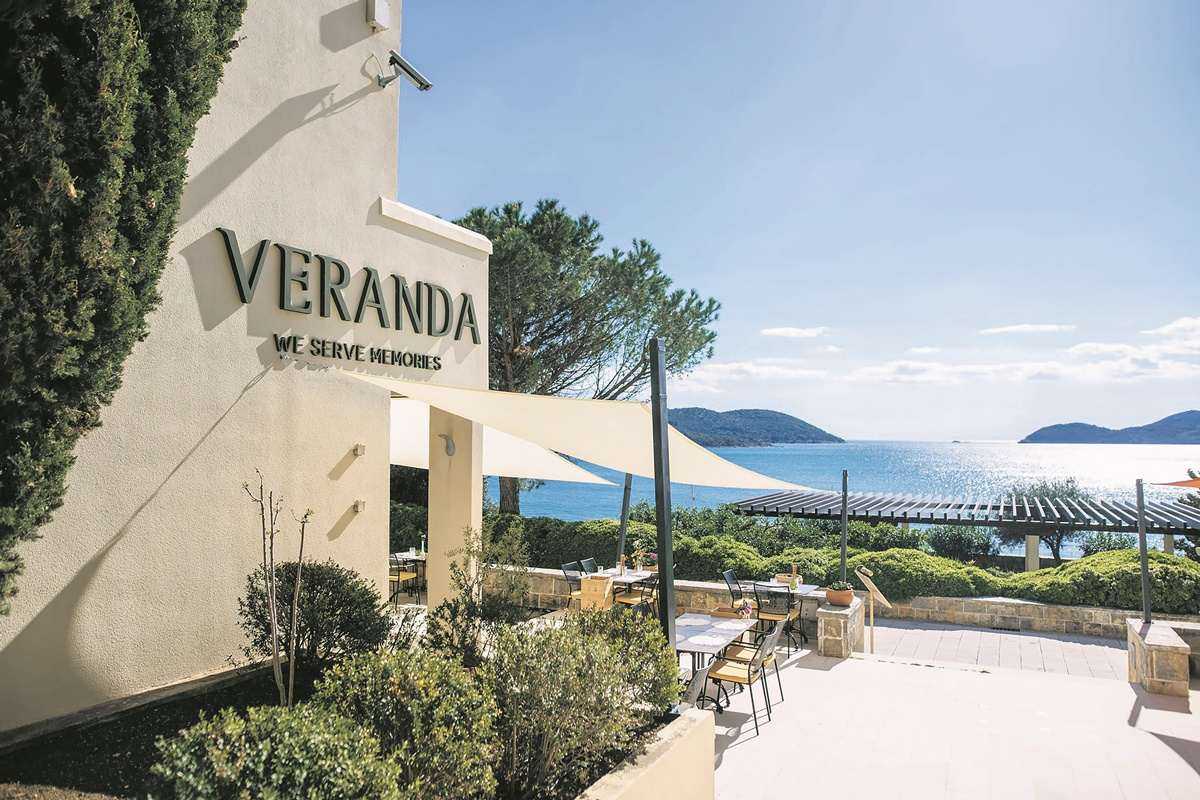 VERANDA