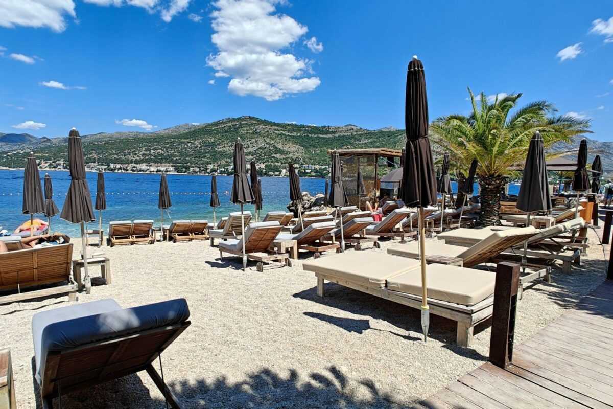 cava beach