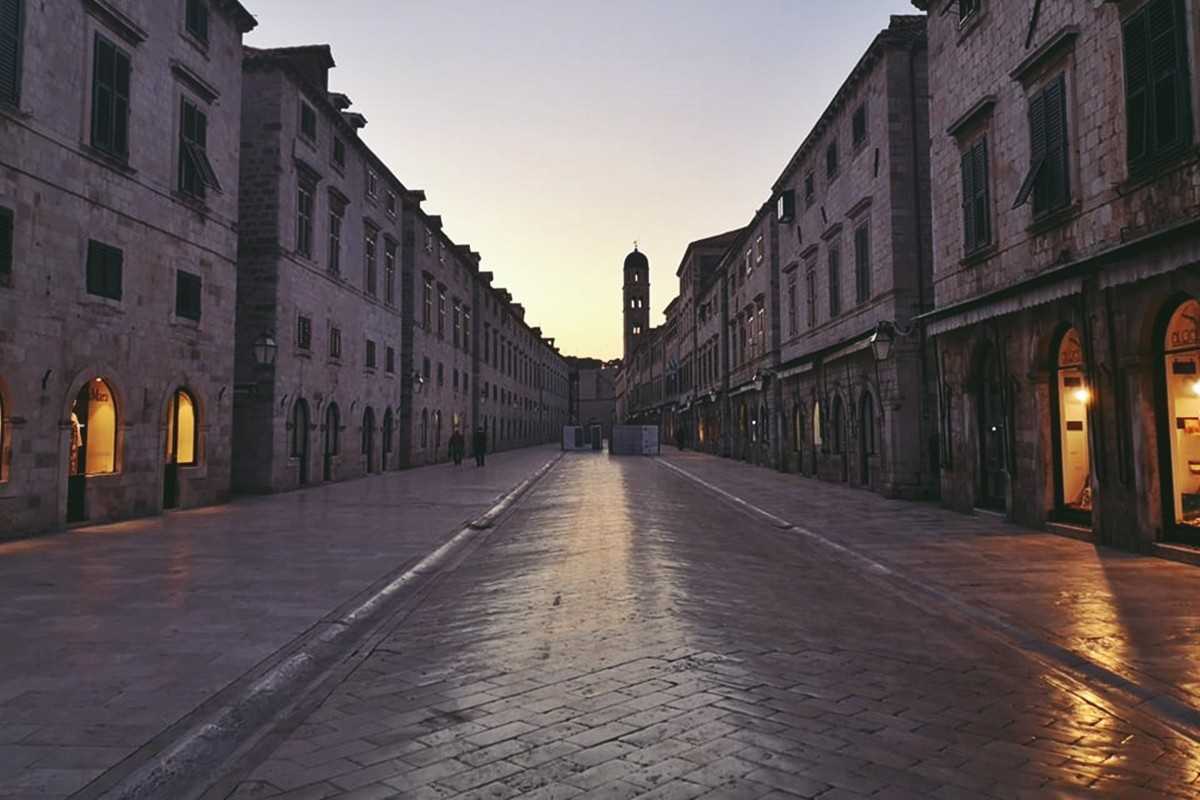 The Other Side of Dubrovnik’s Tourism Boom: Can Locals Still Afford to Live Here? 3 Stradun